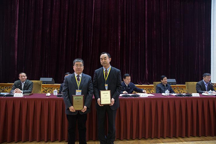 何中虎西部之光导师.JPG